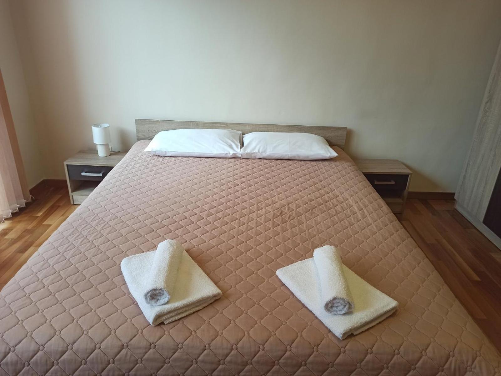 Statevi Guest Apartment Velingrad Bagian luar foto